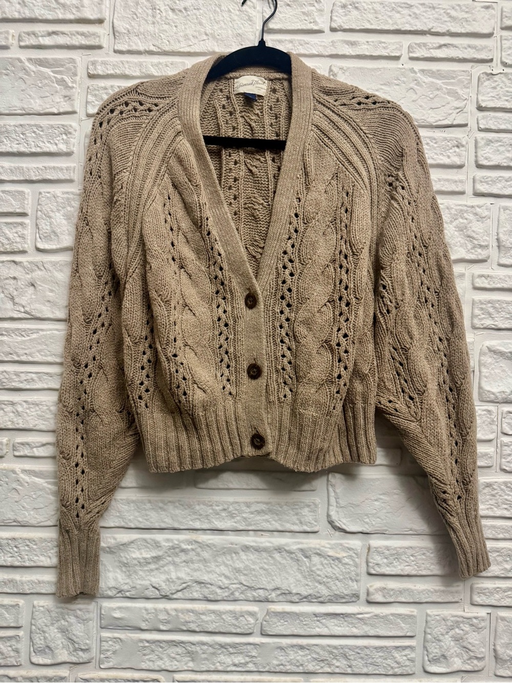 Universal Thread Chunky Cable Knit Cardigan Sweater Tan Beige Openwork Cropped